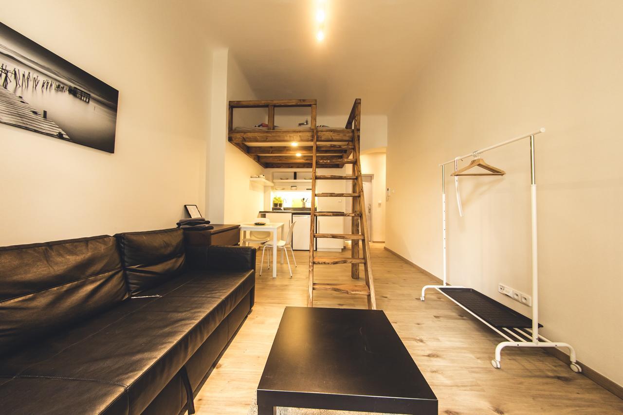 Freedom Rooms & Apartments Praga Quarto foto